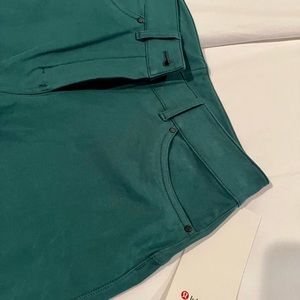 Lululemon Green City Sleek 5 Pkt Wide Leg L Utilitech Pants